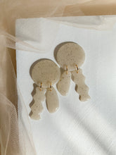 Load image into Gallery viewer, The Adalyn- Sandy Beach
